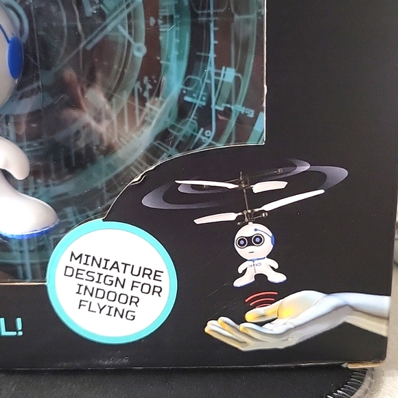 I Fly Robot Toy for Kids Aged 8+ - Picture 4 of 6